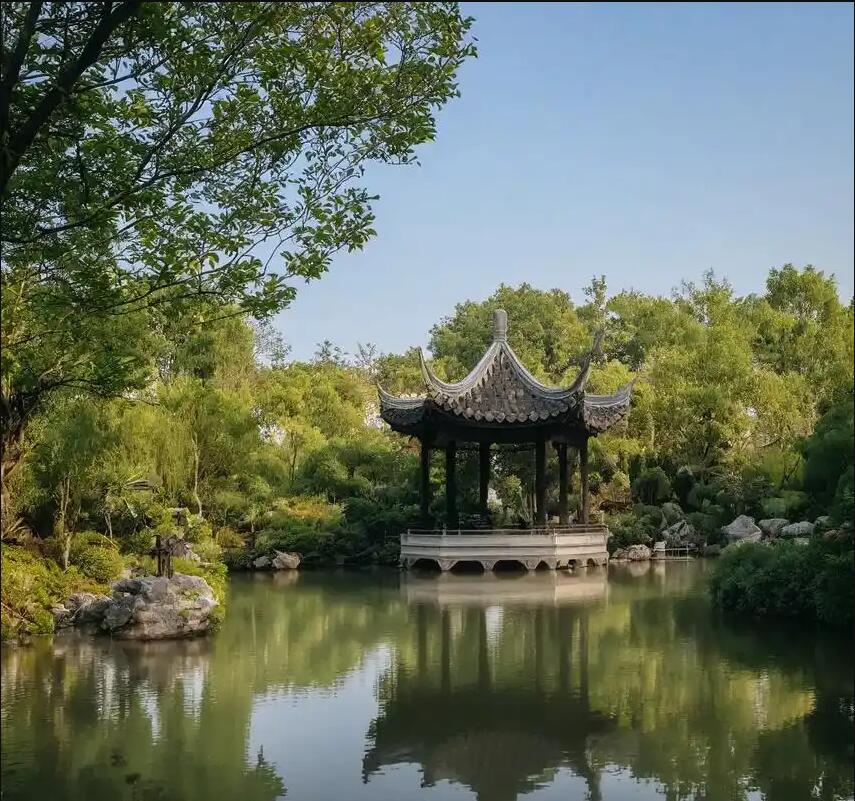 苏州平江距离餐饮有限公司